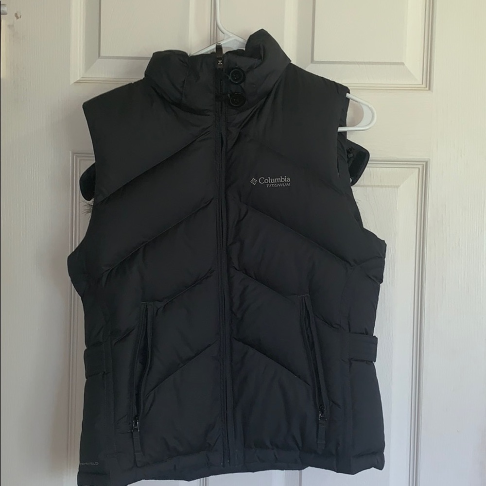 Colombia puffy vest with detachable hood